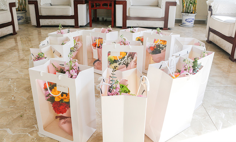 愛在三八節(jié)，情暖半邊天 濟南賽成為女員工送上節(jié)日祝福